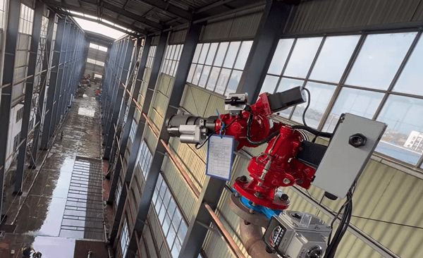 Den automatiske brannmonitoren er nå ferdig montert, testet og vil bli sendt ut om kort tid